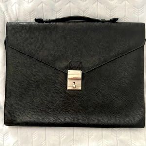 Black Genuine Leather Carrying Case
